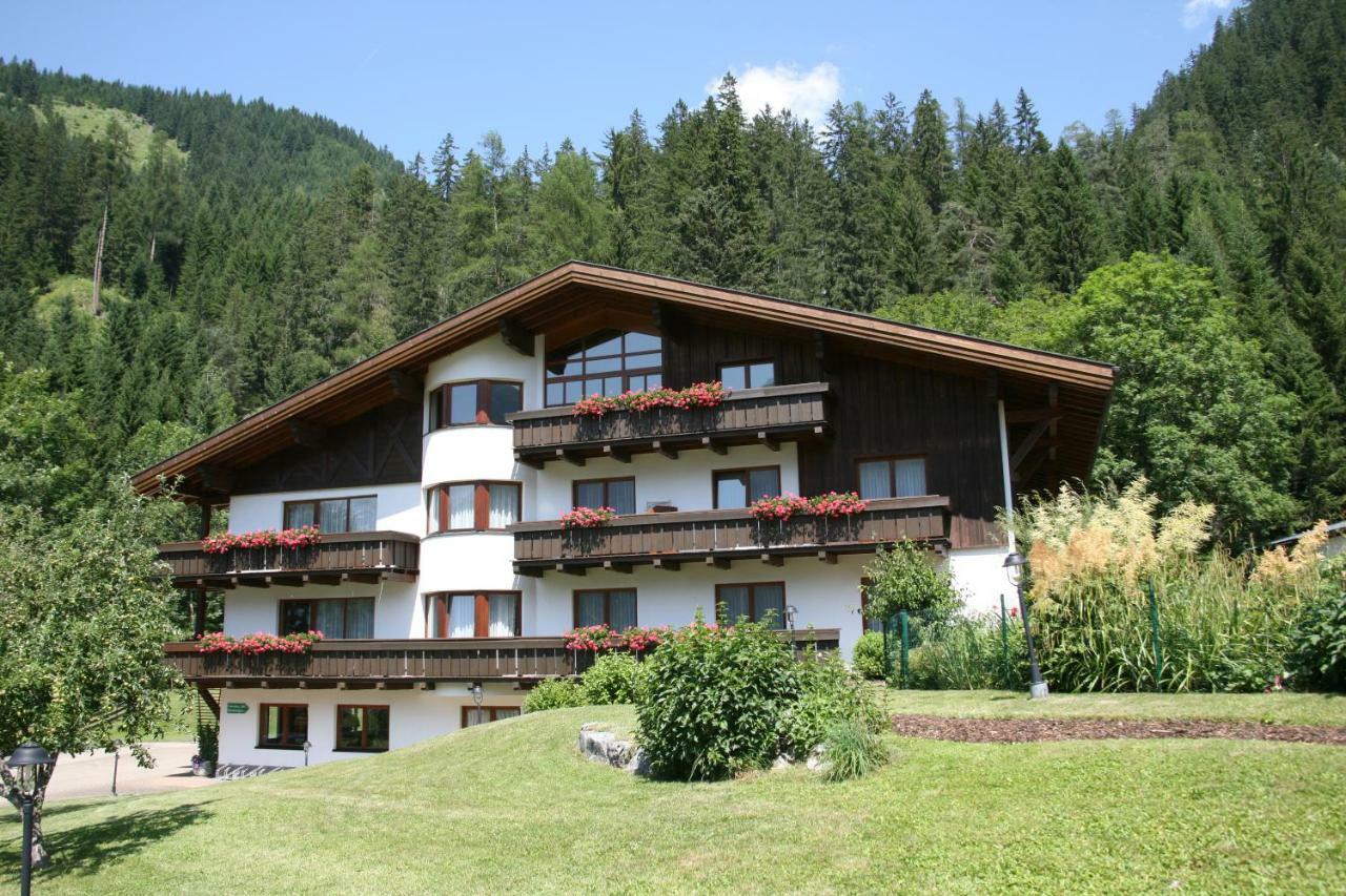 Haus Montana Apartment Elbigenalp Exterior photo